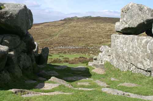 Grimspound and neighbouring tor